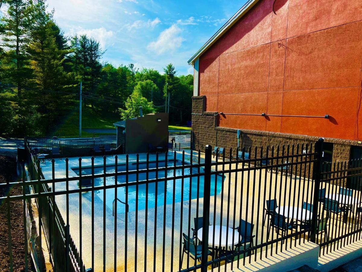 Holiday Inn Express Blowing Rock South By Ihg Exteriör bild