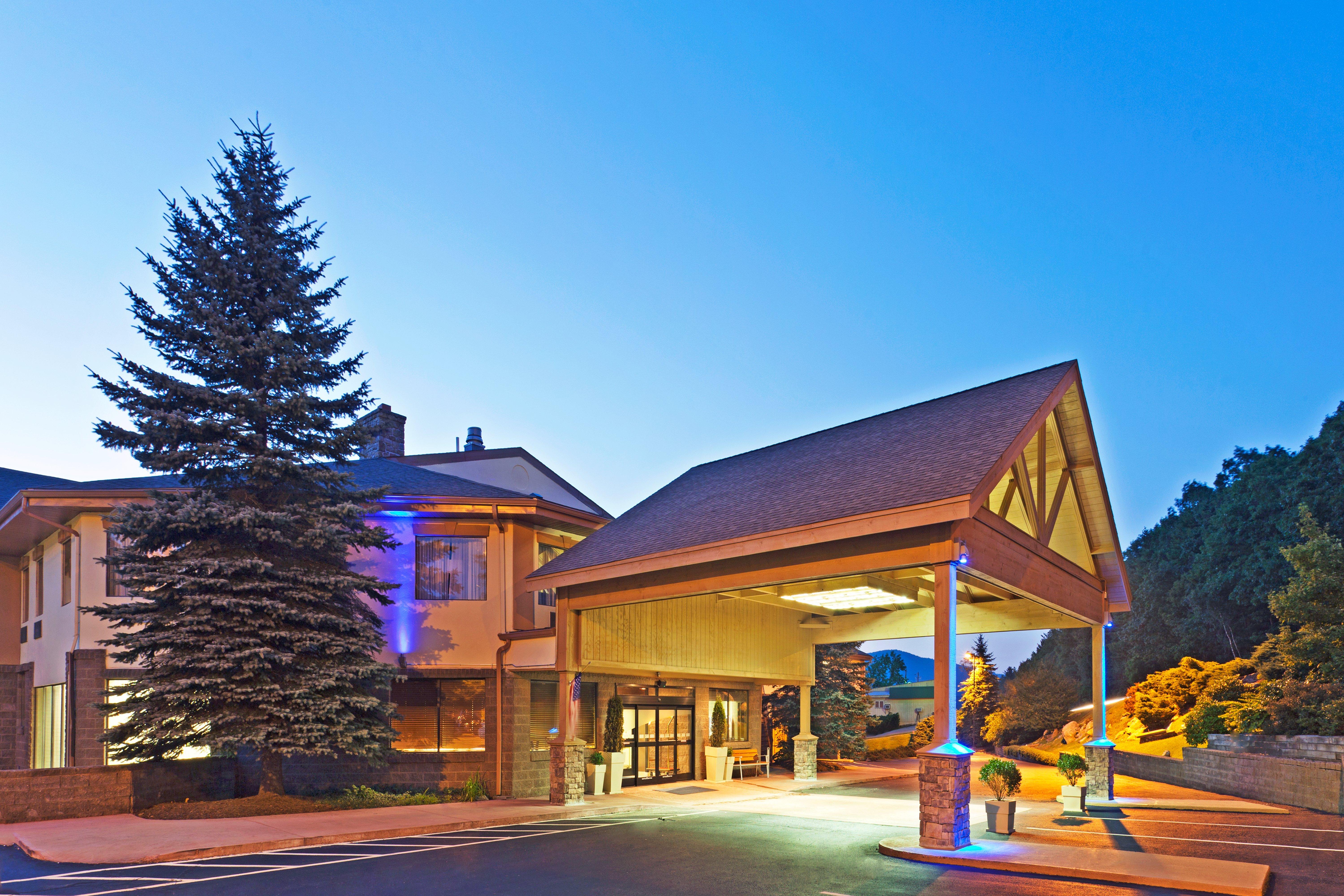 Holiday Inn Express Blowing Rock South By Ihg Exteriör bild