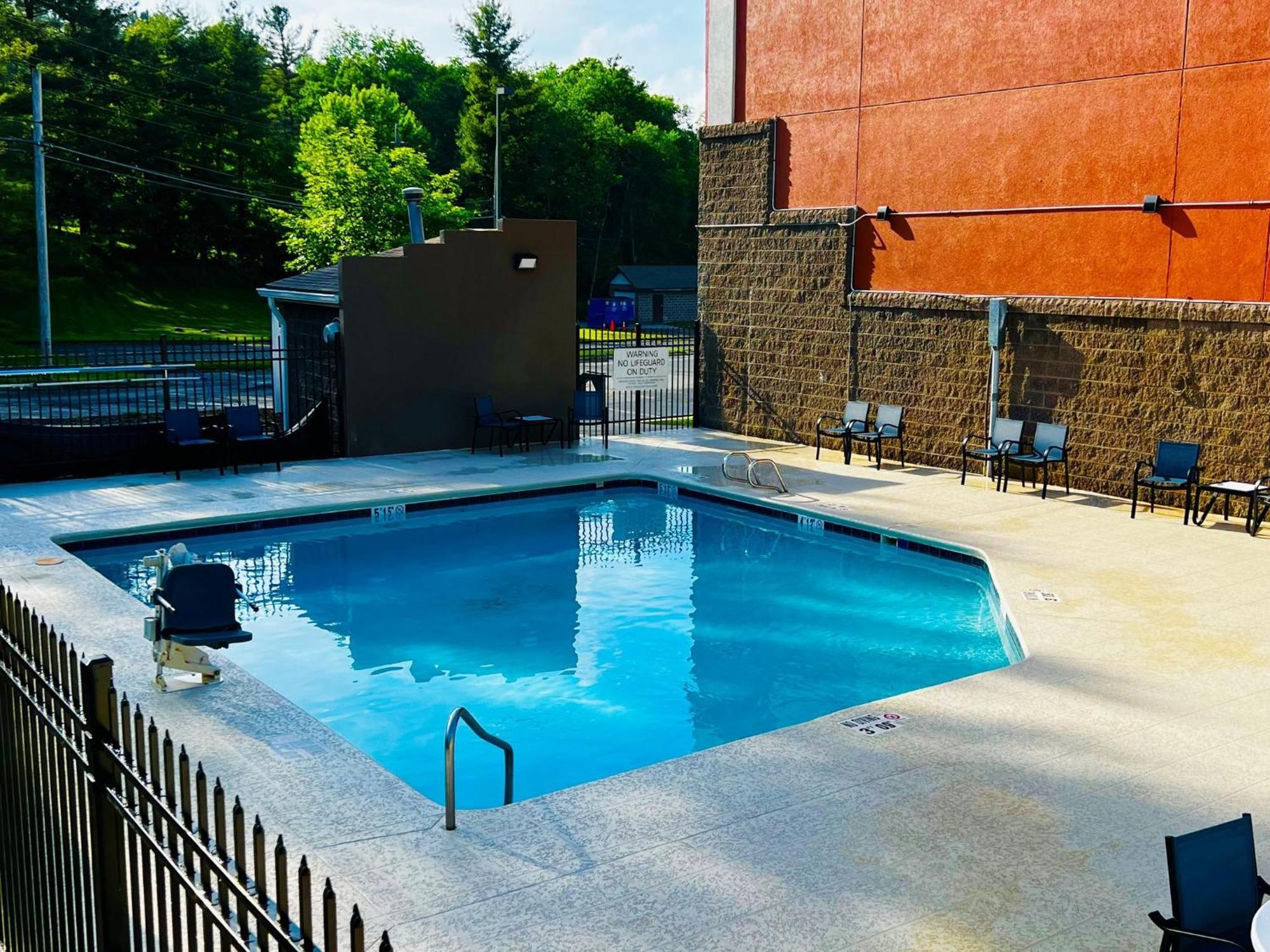Holiday Inn Express Blowing Rock South By Ihg Exteriör bild